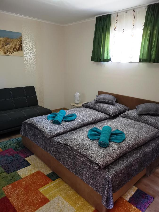 Lili Apartman Harkány Exterior foto